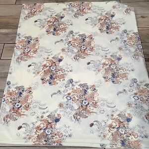 Vintage queen-size flat sheet cream , floral bouquet print